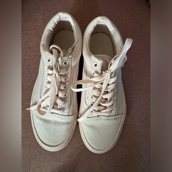 Classic Pink Van - Picture 3 of 7